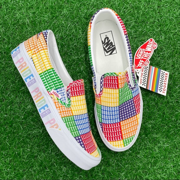 Vans Classic Slip On Pride LGBTQ - Picture 3 of 5